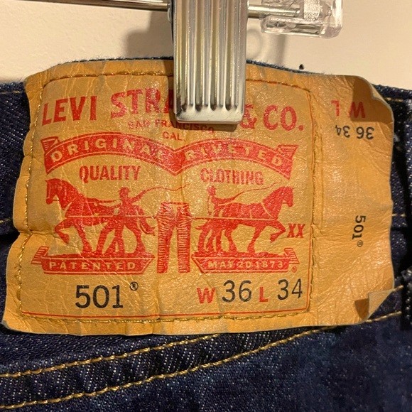 Classic Levi’s 501 W36 L34 blue jeans👖 - Picture 3 of 5